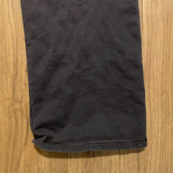 Simple grey juicy sweats with cute pink detailing - Picture 8 of 8